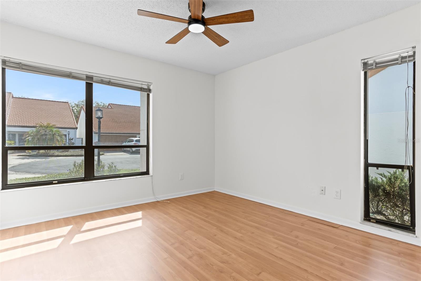 11508 ROBLES DEL RIO PL