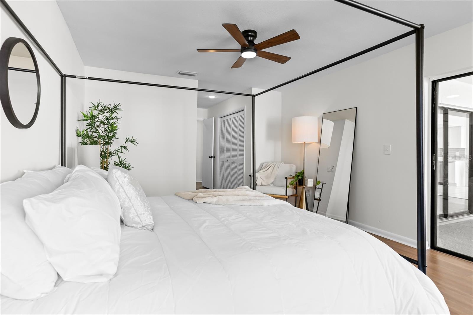 11508 ROBLES DEL RIO PL