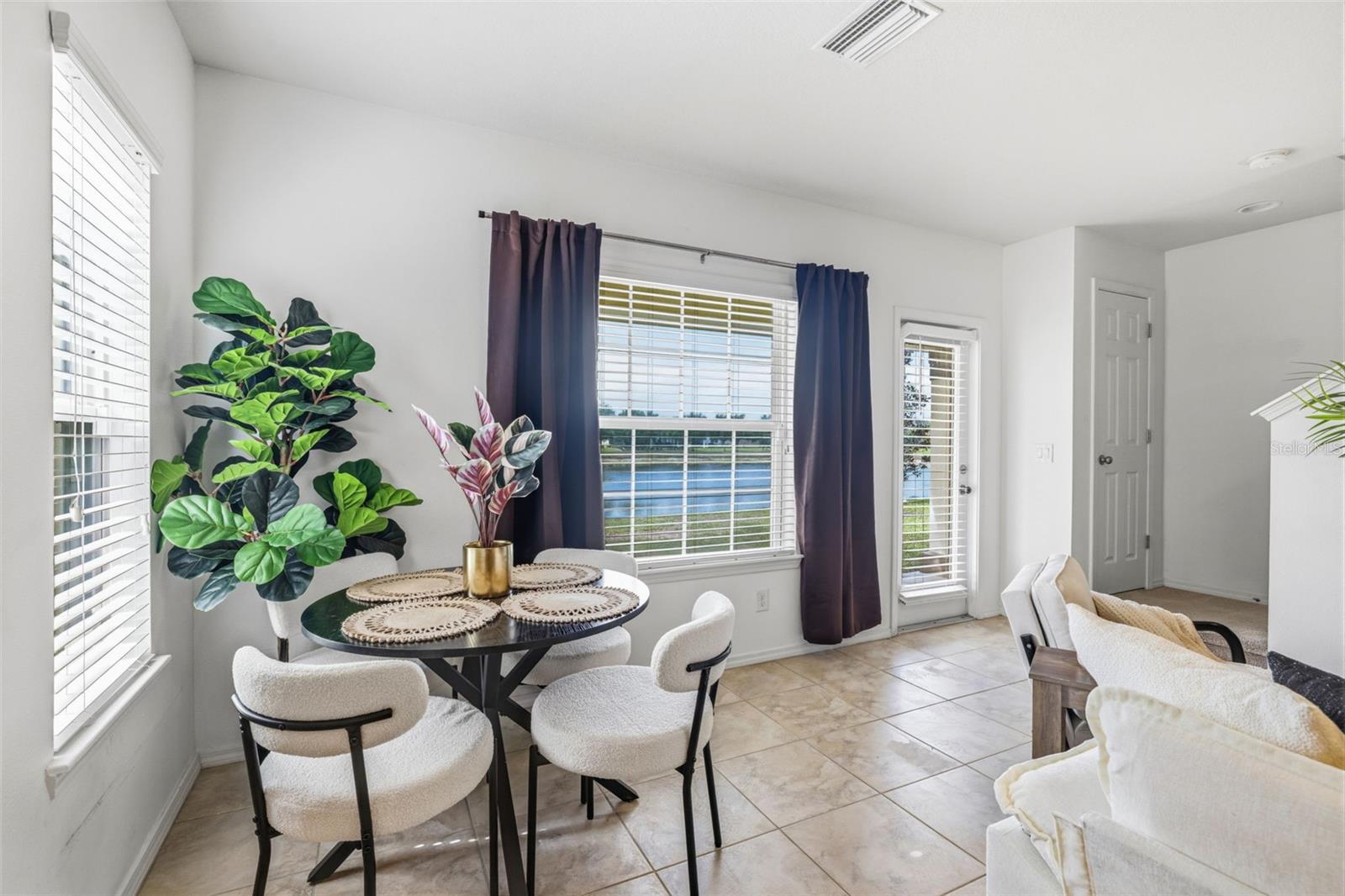 9341 AMERICAN HICKORY LN