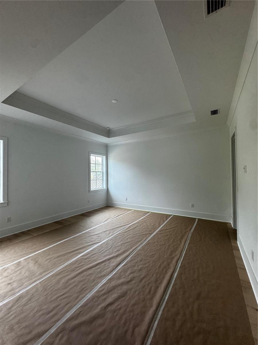 2303 GLENWOOD DR