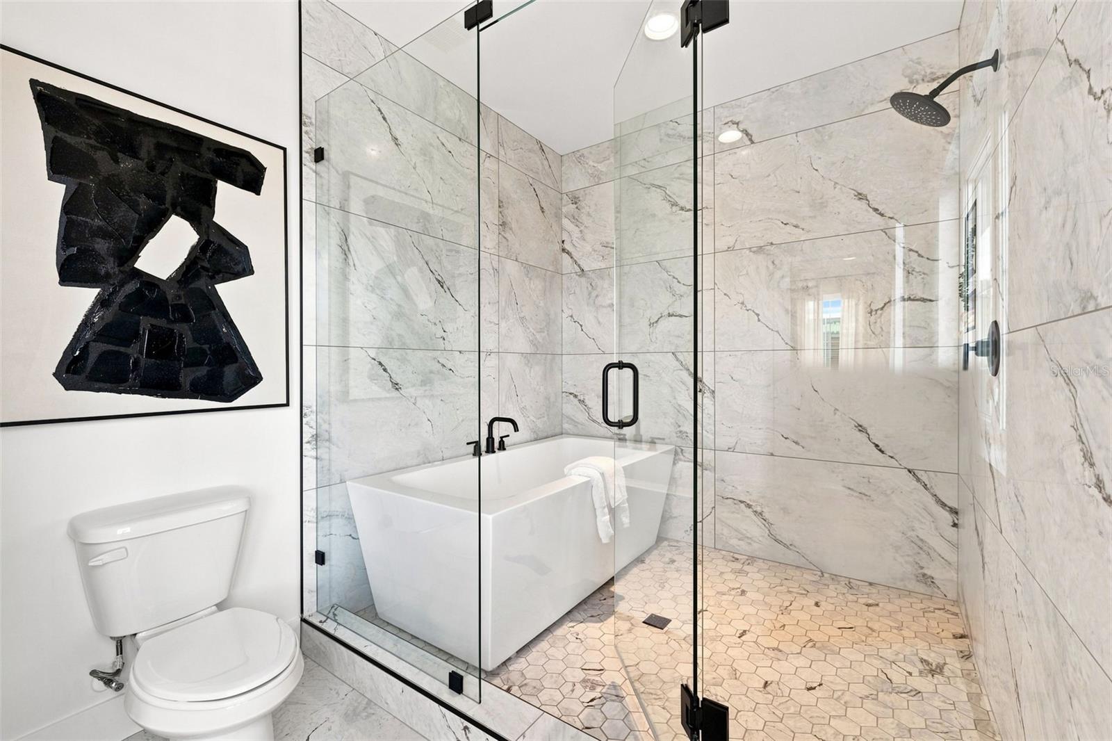 407 S ALBANY AVE #2