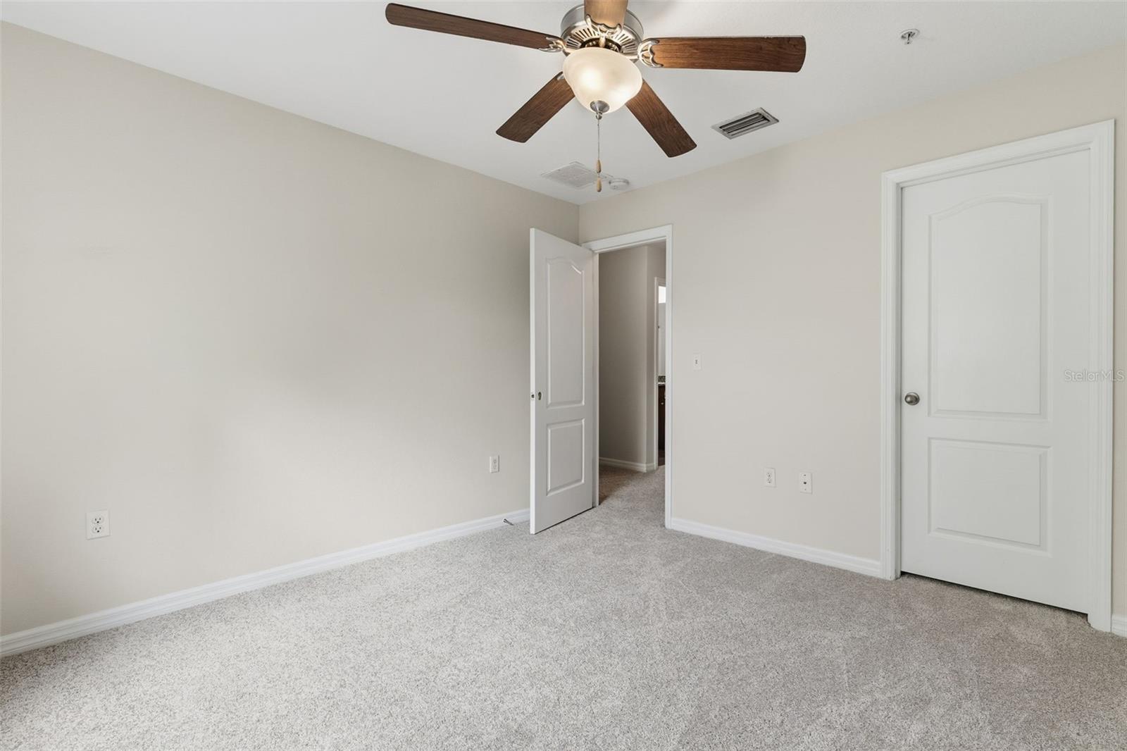 8505 ANDALUCIA FIELD DR