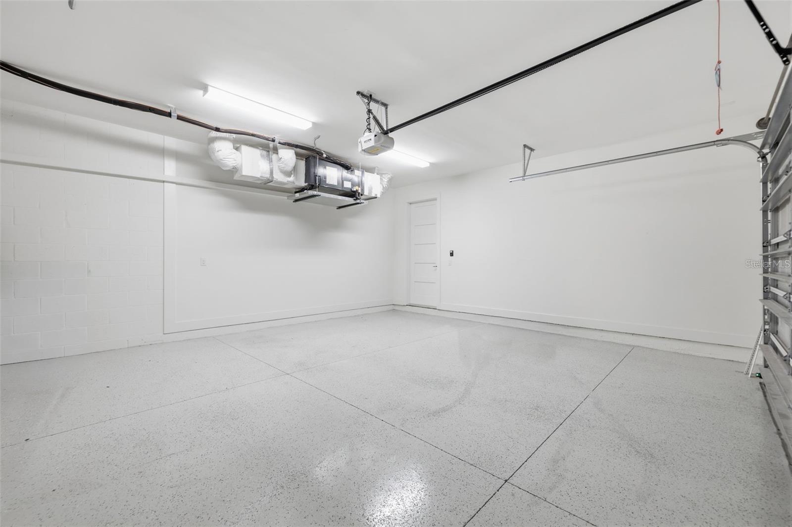 407 S ALBANY AVE #4