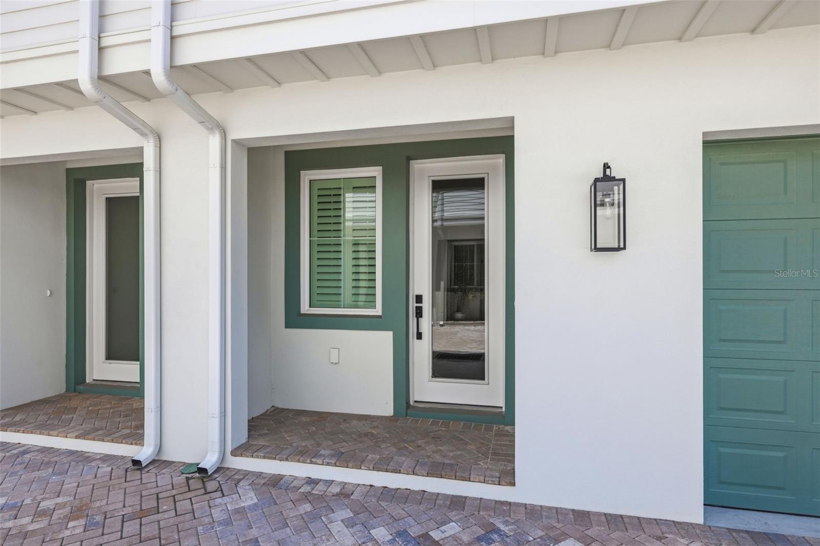 407 S ALBANY AVE #4