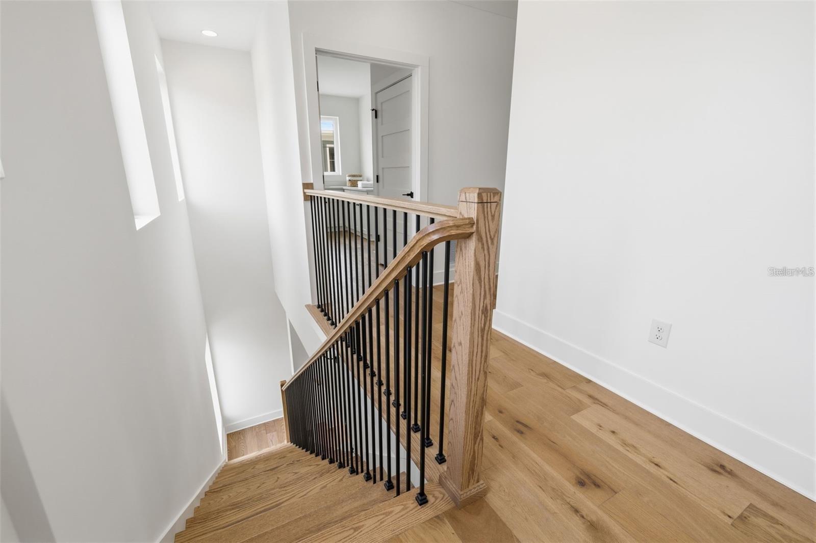 407 S ALBANY AVE #4