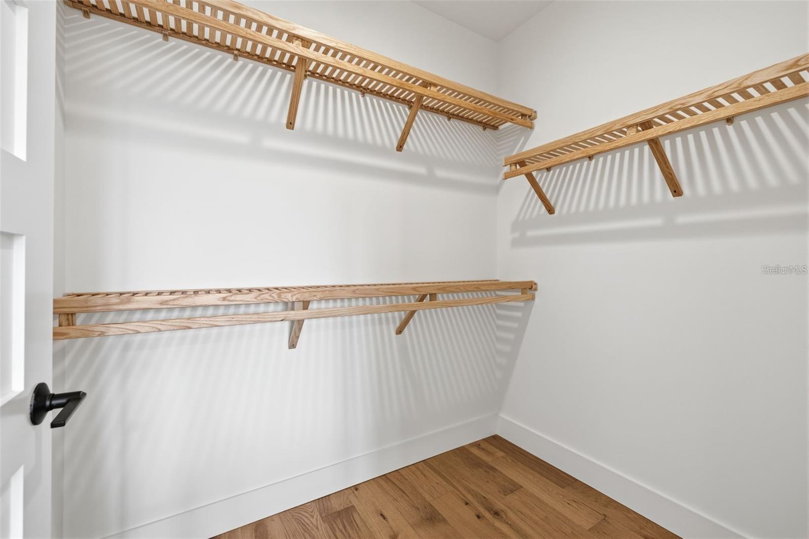 407 S ALBANY AVE #4