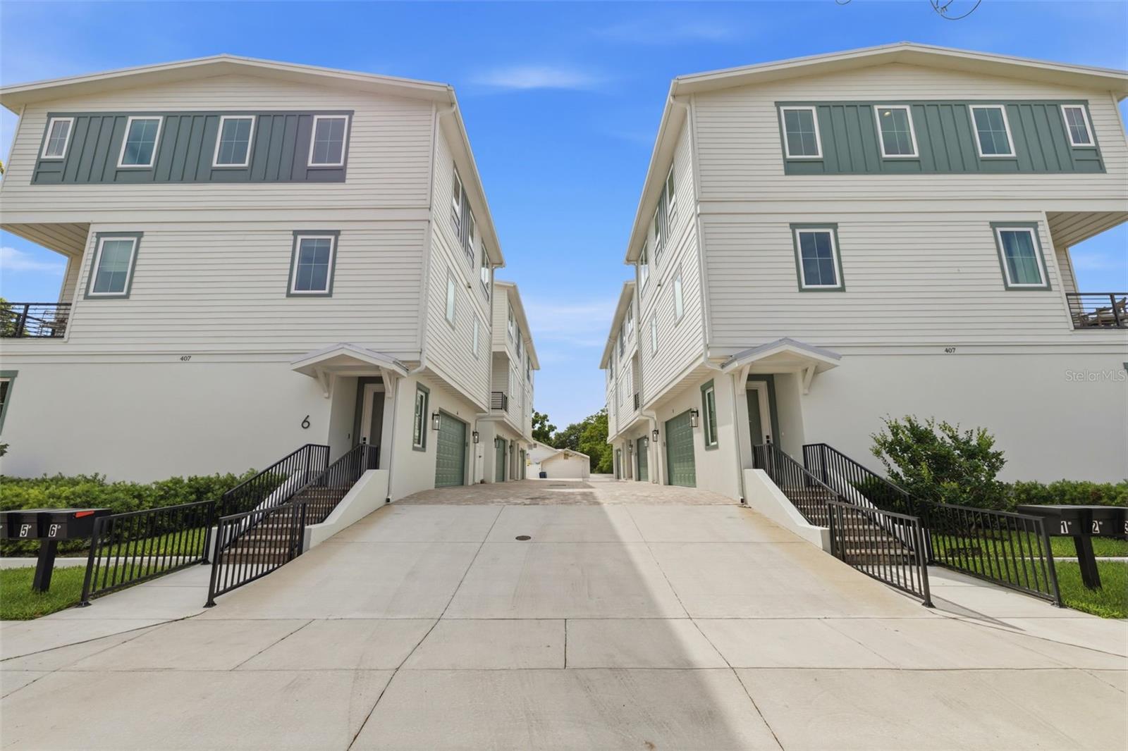 407 S ALBANY AVE #5
