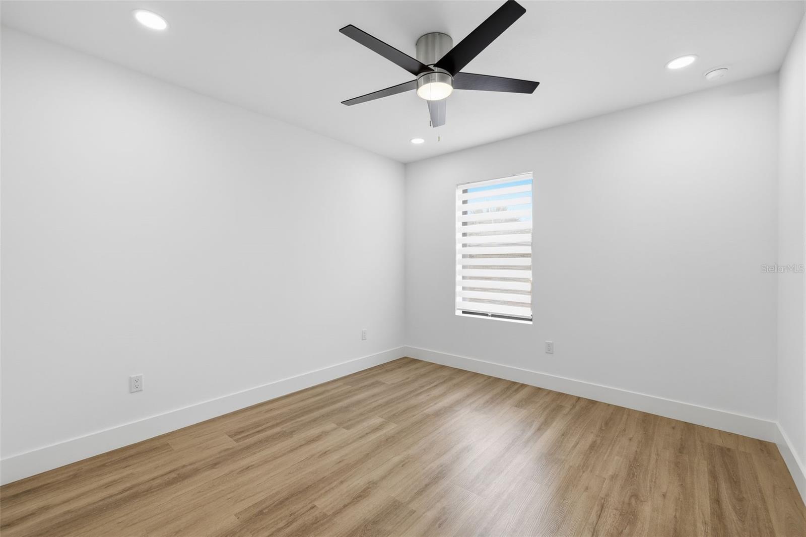 2328 W LA SALLE ST