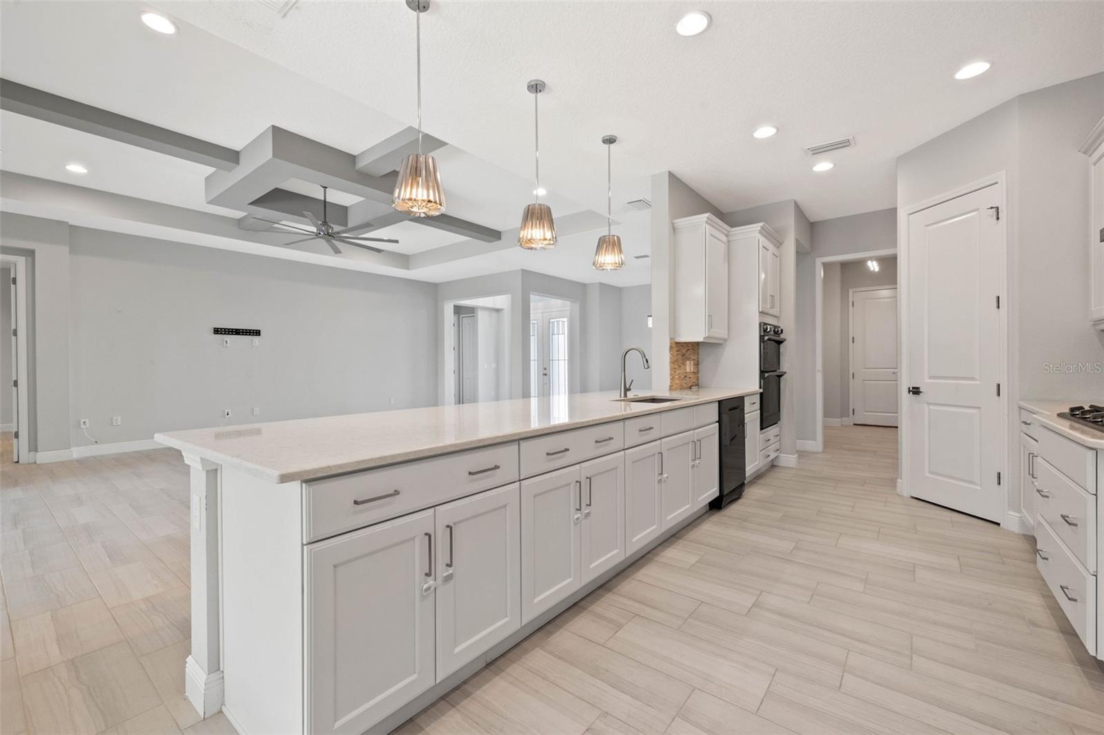 7135 TAMWORTH PKWY