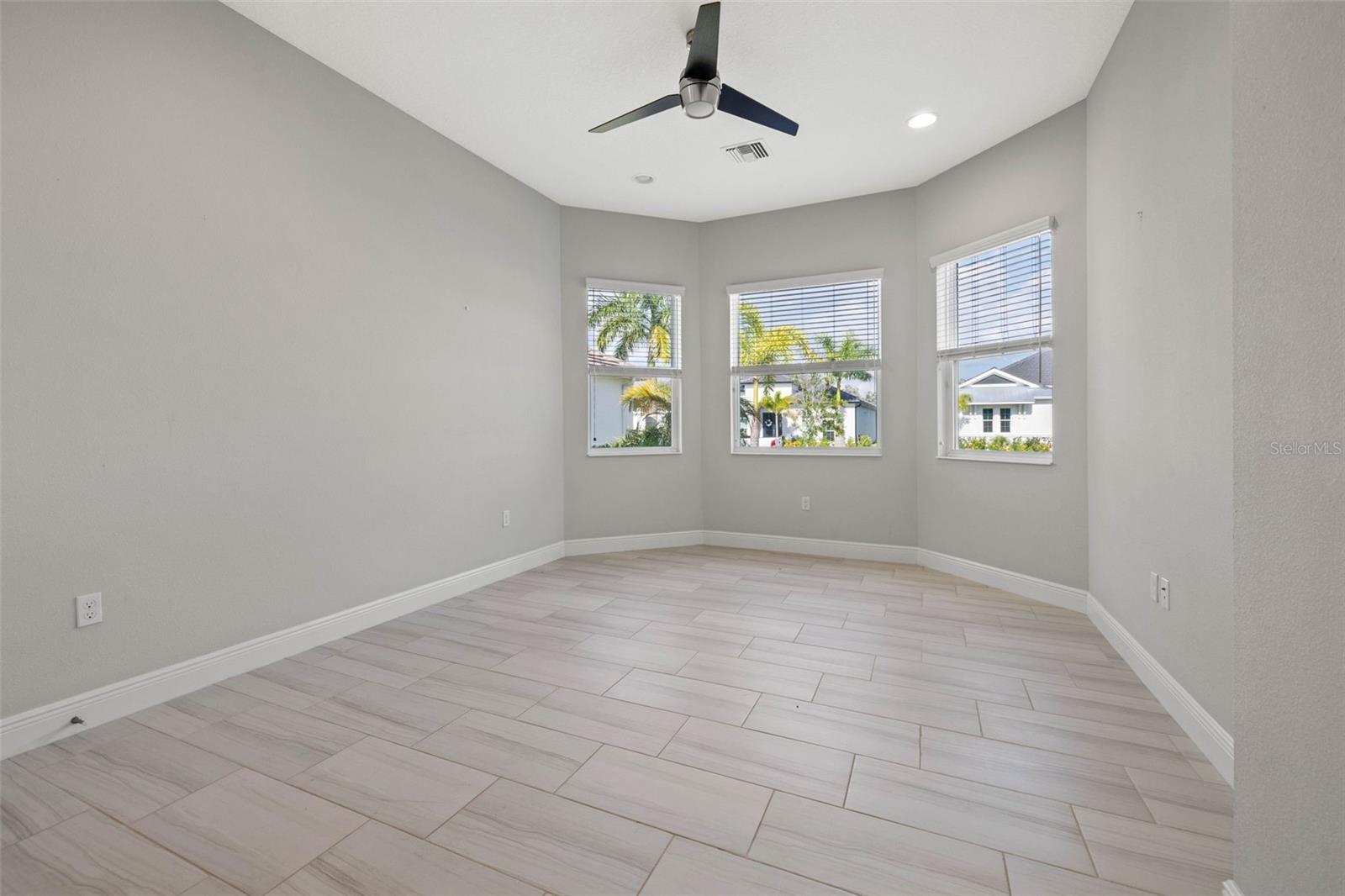 7135 TAMWORTH PKWY