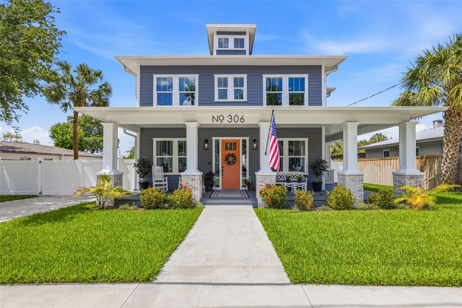 306 E EMMA ST