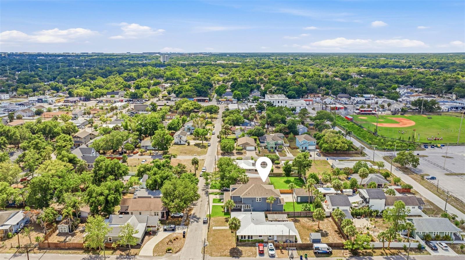 306 E EMMA ST