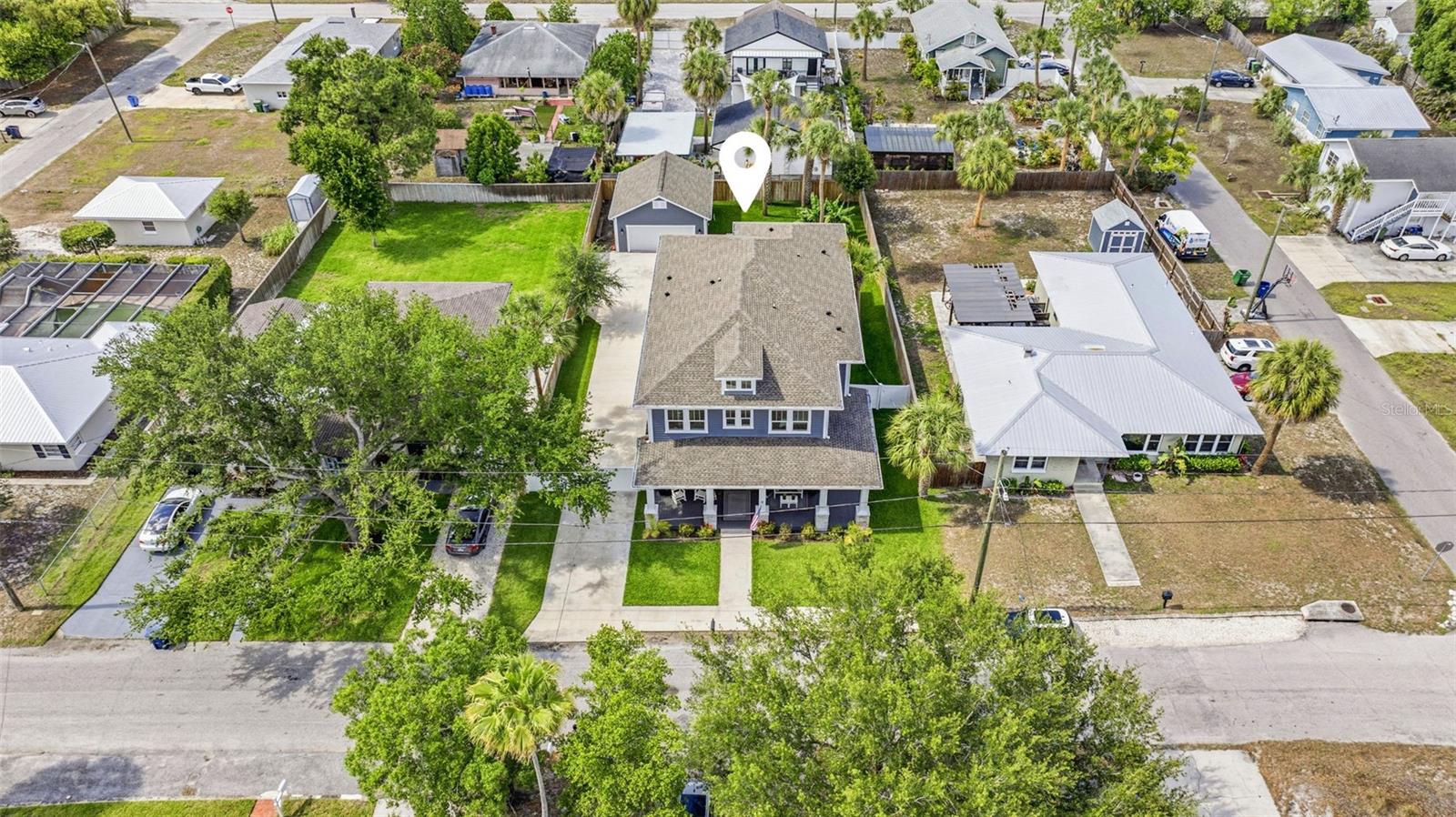 306 E EMMA ST