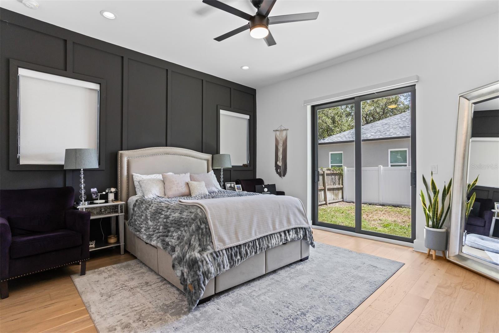 3306 W VAN BUREN DR