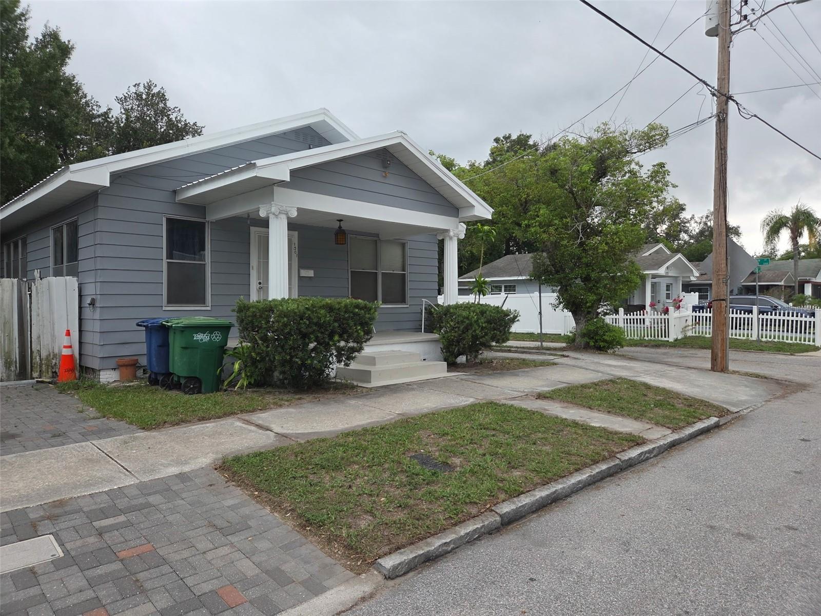 1301 N 26TH AVE