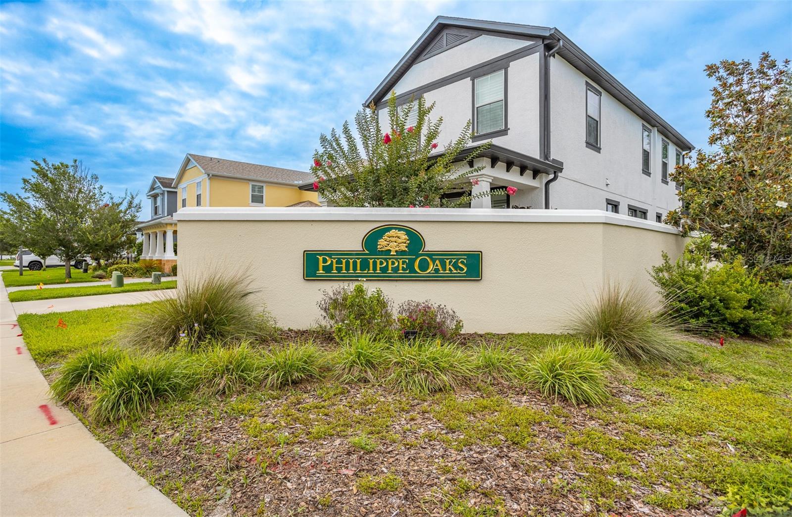 136 PHILIPPE GRAND CT