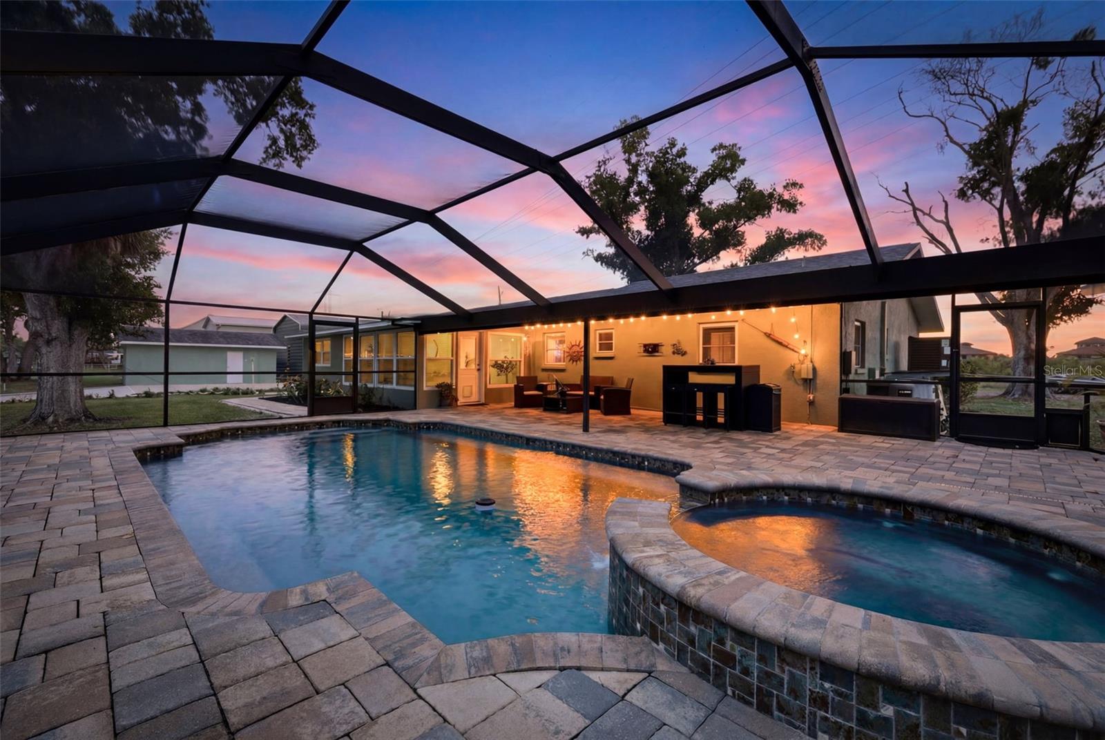 9910 PENINSULAR DR