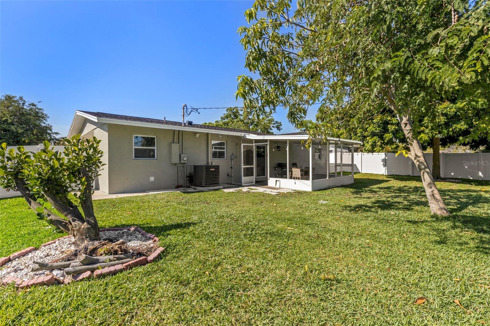 4601 W VILLA ROSA ST
