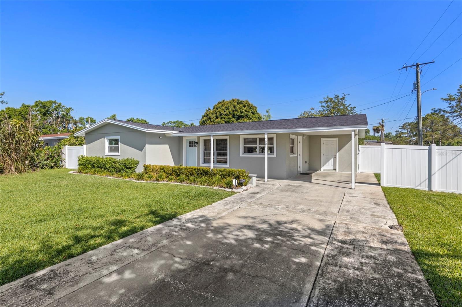 4601 W VILLA ROSA ST