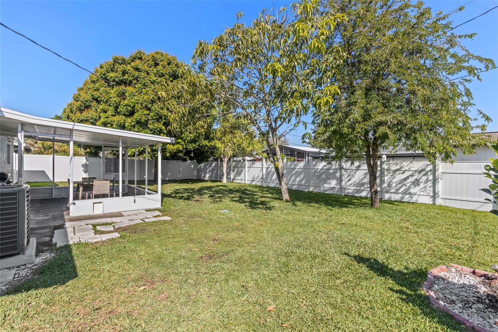 4601 W VILLA ROSA ST