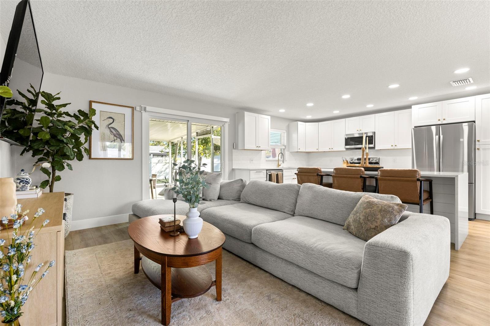 4601 W VILLA ROSA ST