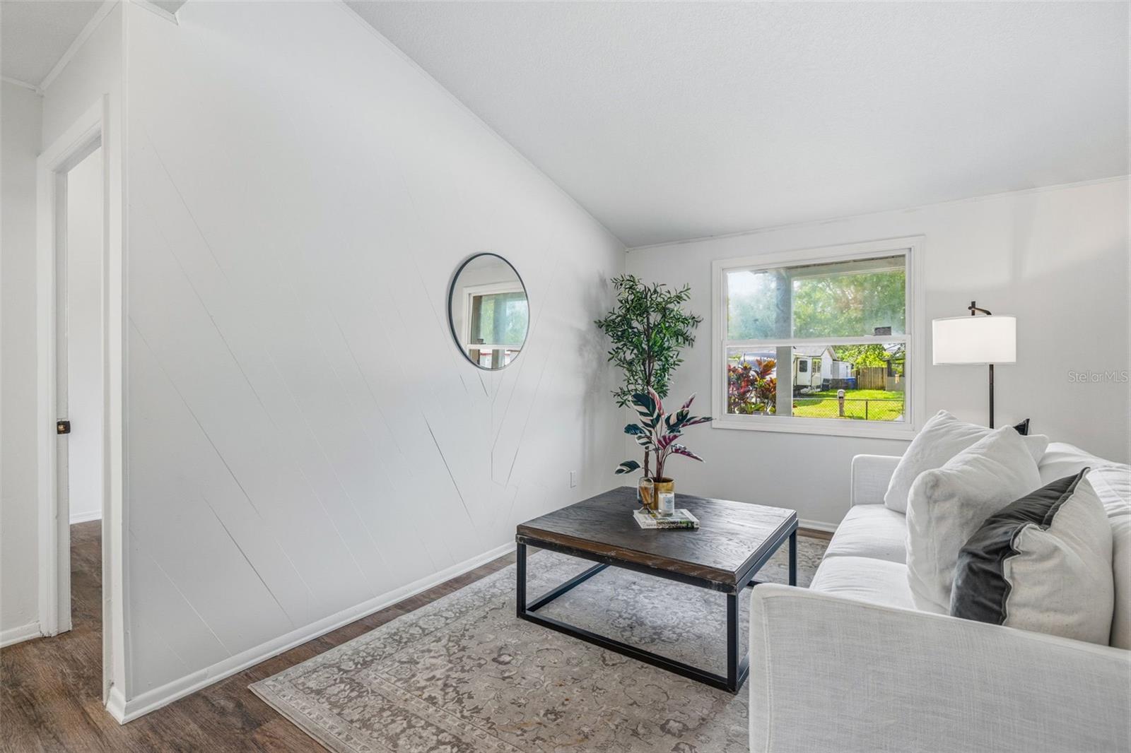 10408 VENTURA AVE