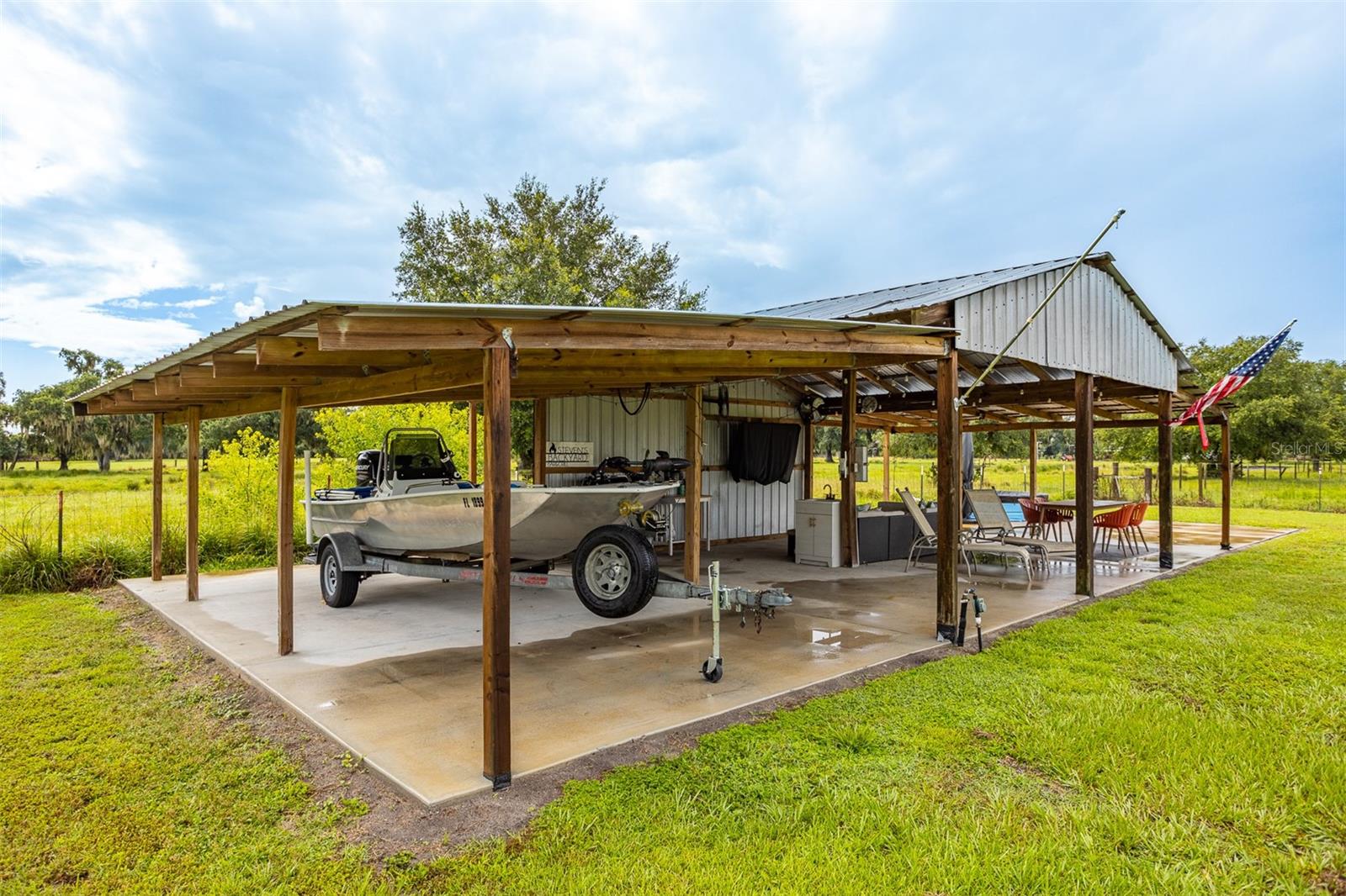 3720 ABRAHAM ACRES LN