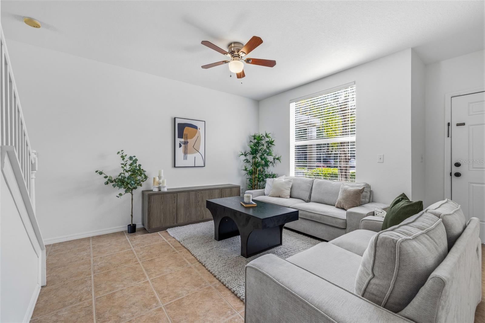 515 SWEET HOLLOW PL
