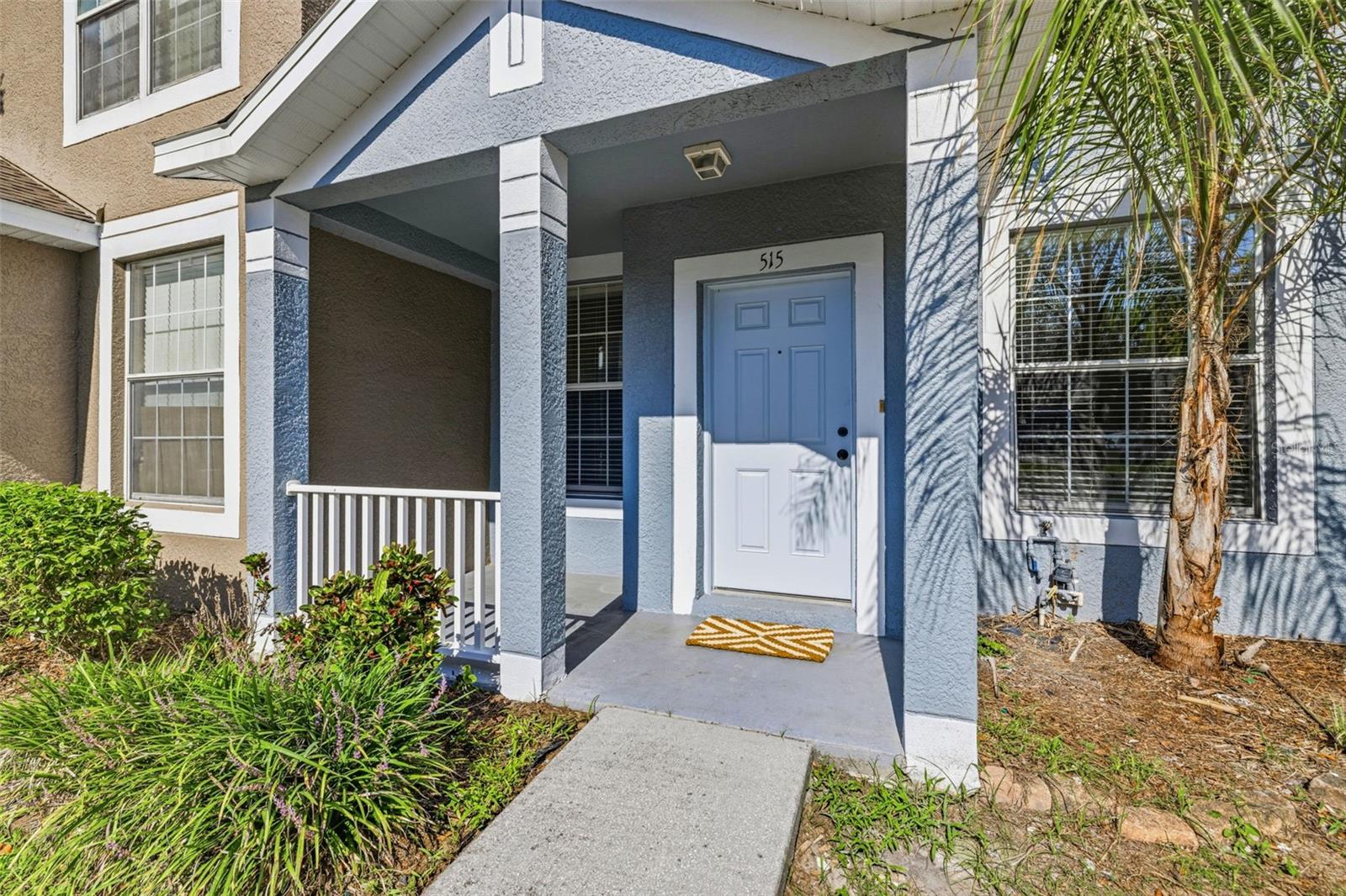 515 SWEET HOLLOW PL