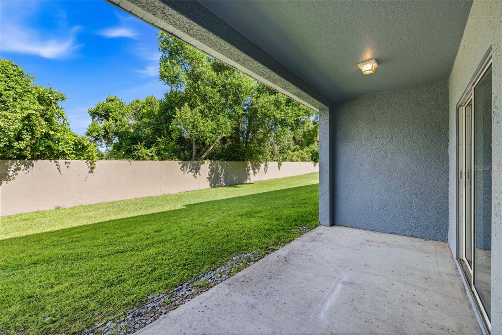 515 SWEET HOLLOW PL