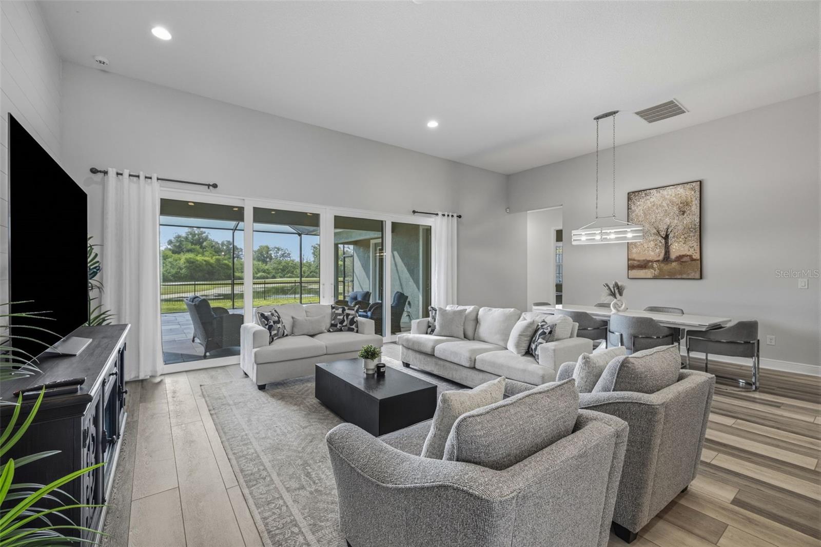 5254 WOLF CREEK DR