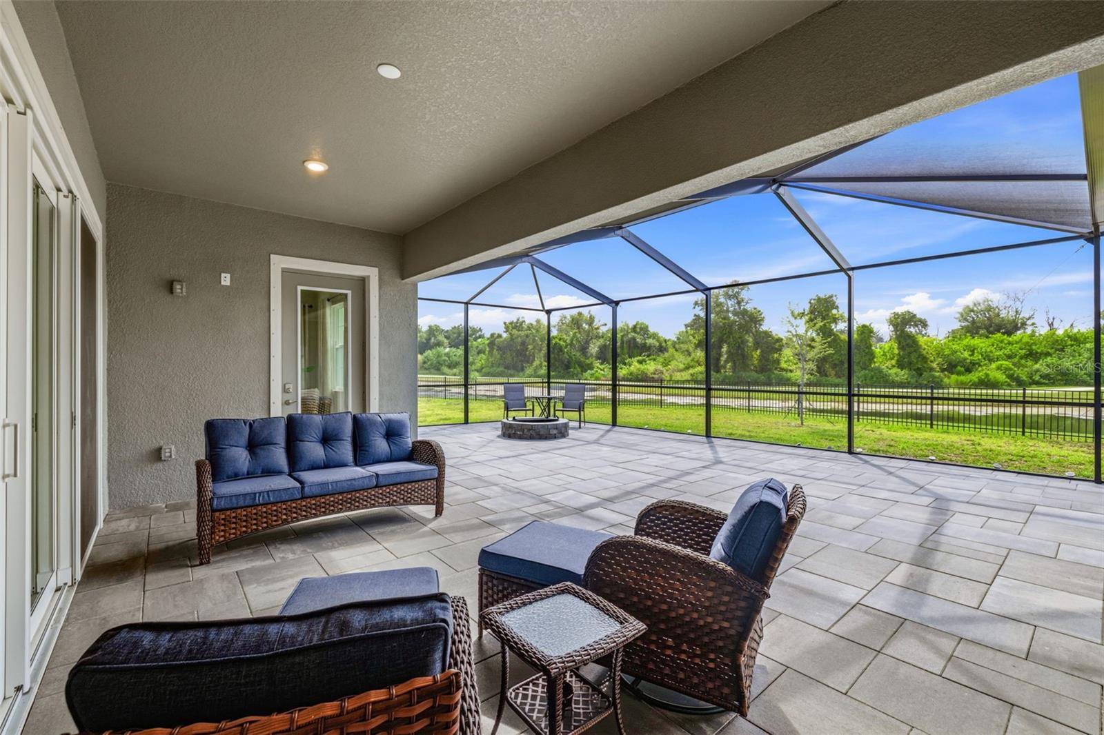 5254 WOLF CREEK DR