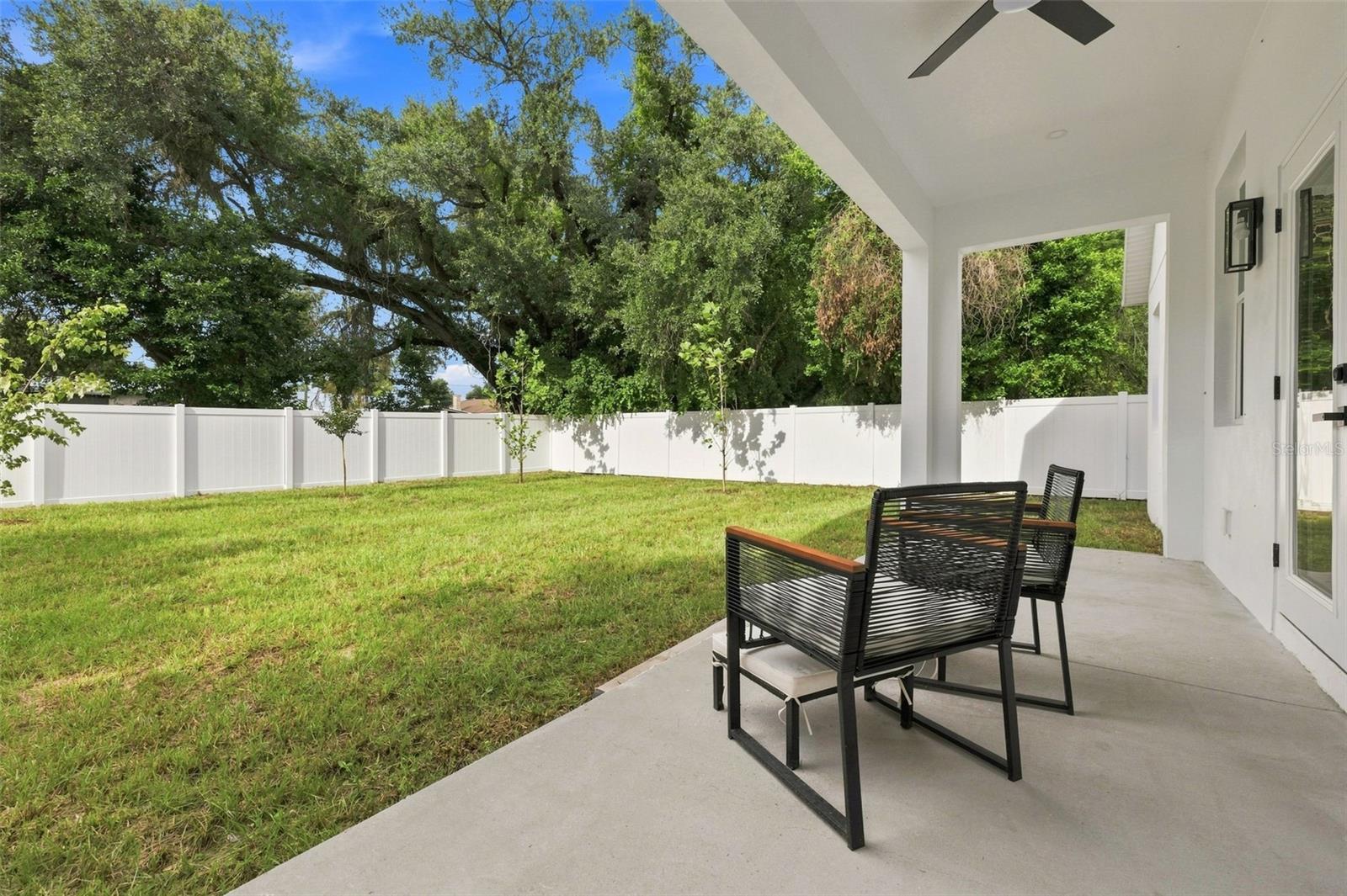 3008 E OSBORNE AVE