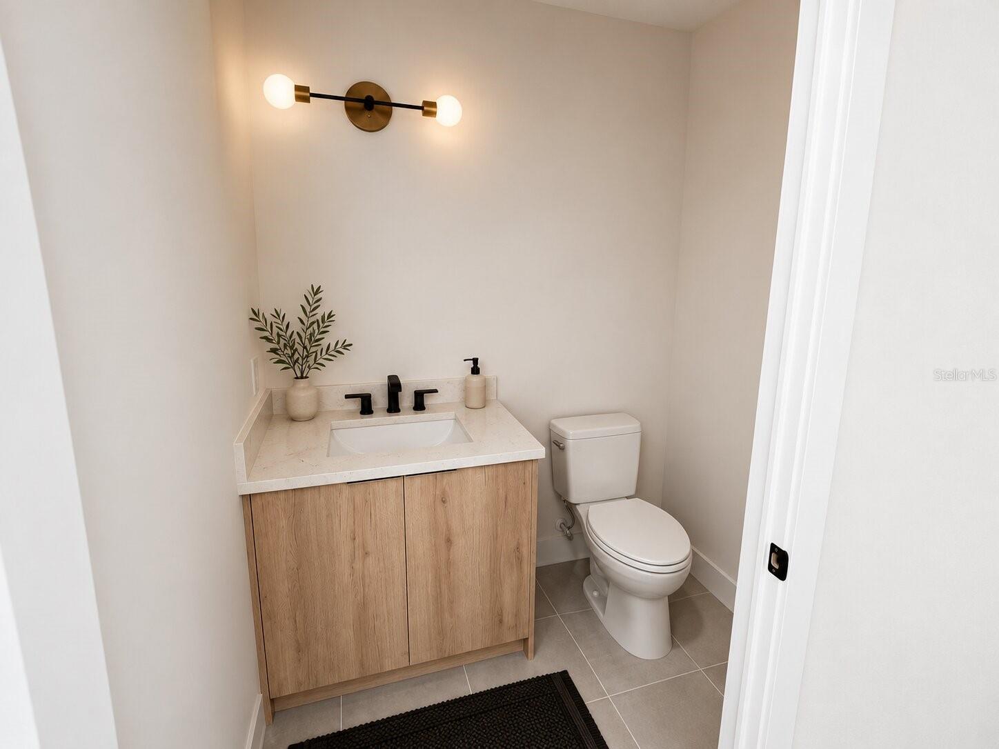 412 W AMELIA AVE #1