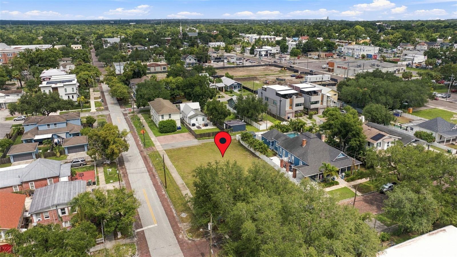 109 W FRANCES AVE