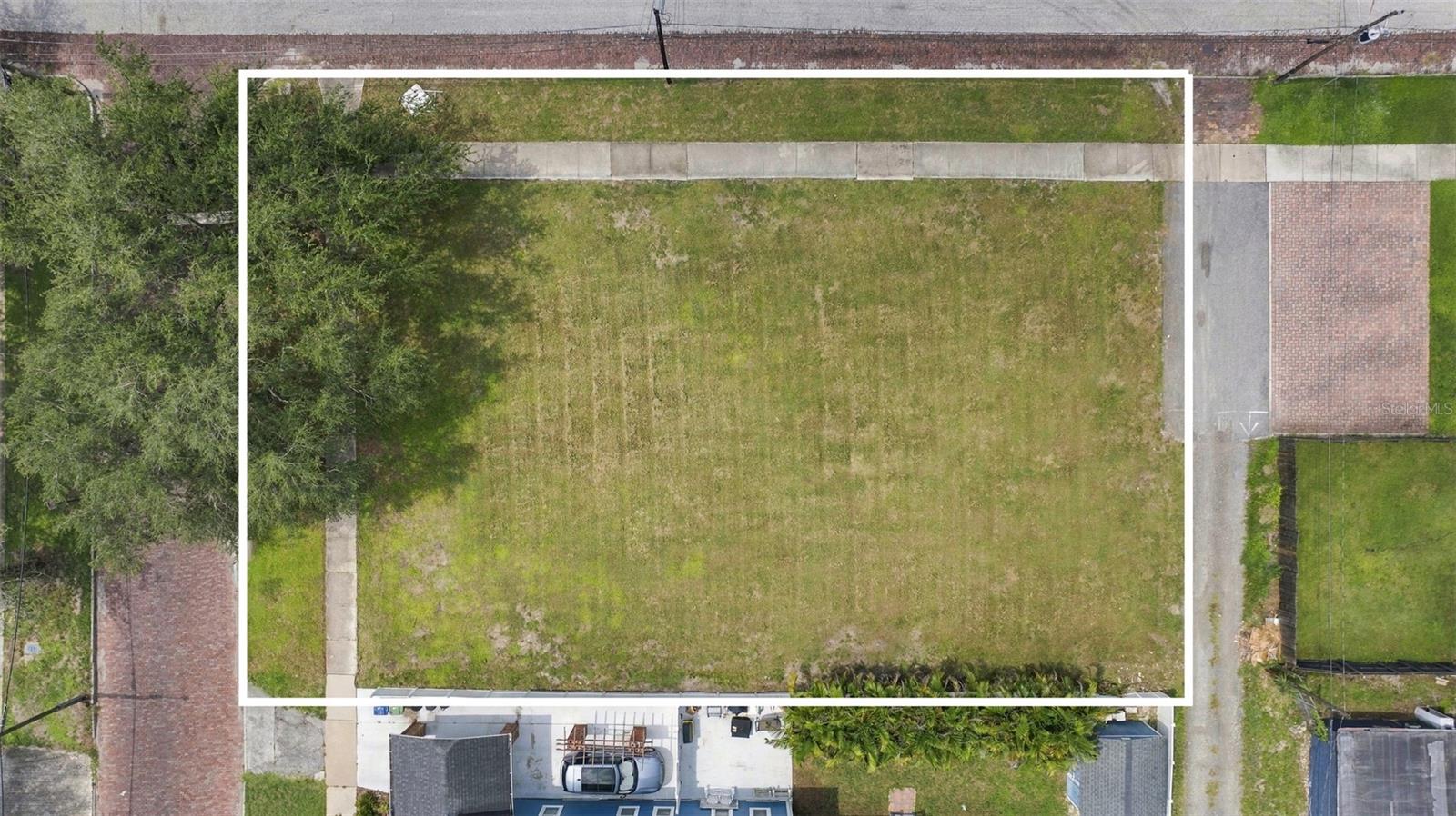 109 W FRANCES AVE