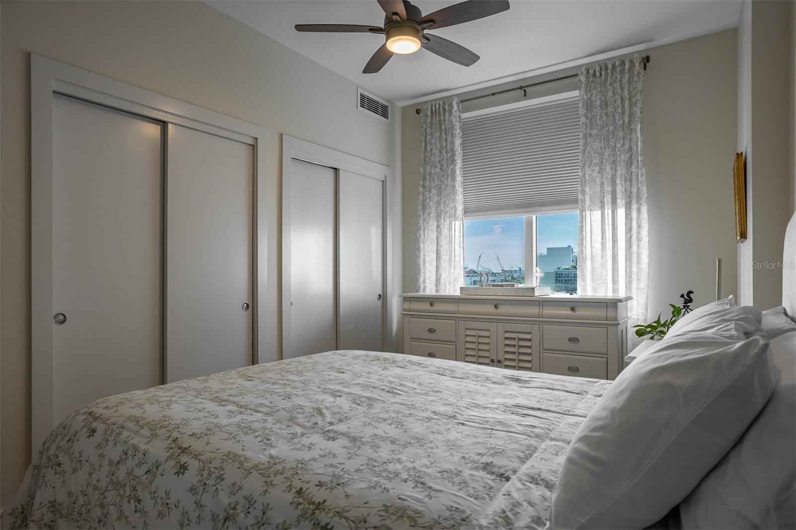 1208 E KENNEDY BLVD #518