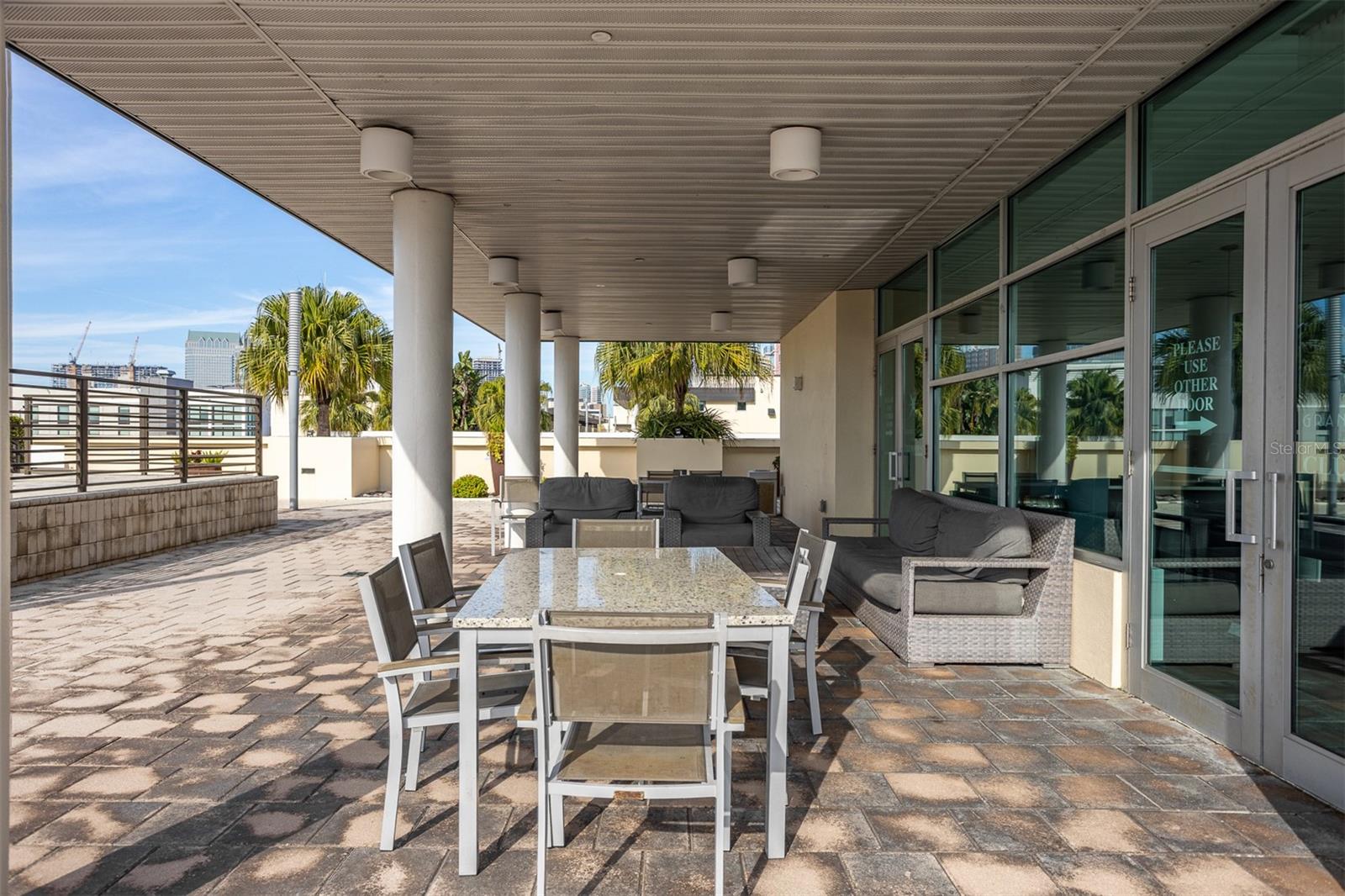 1208 E KENNEDY BLVD #518