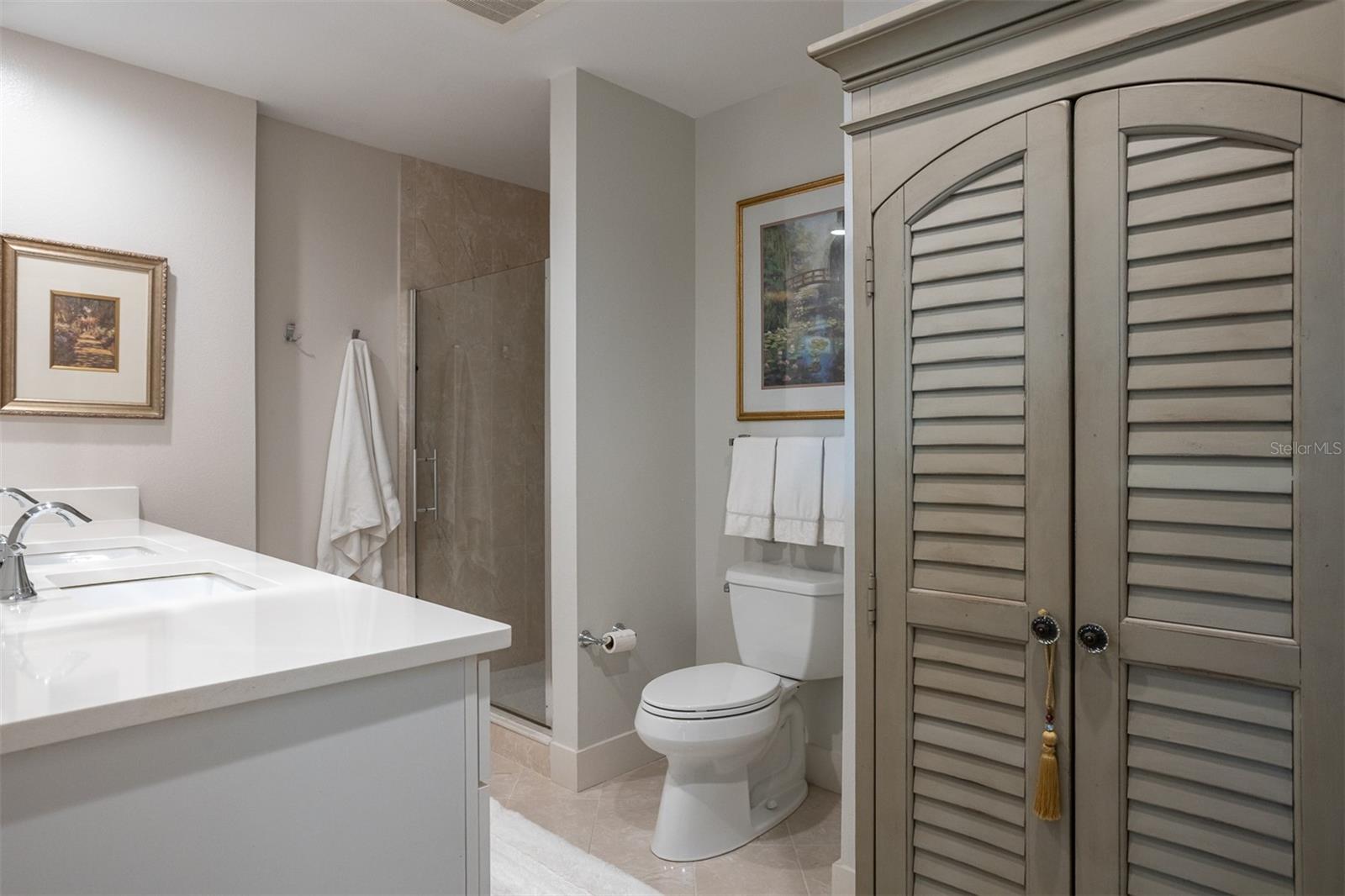 1208 E KENNEDY BLVD #518