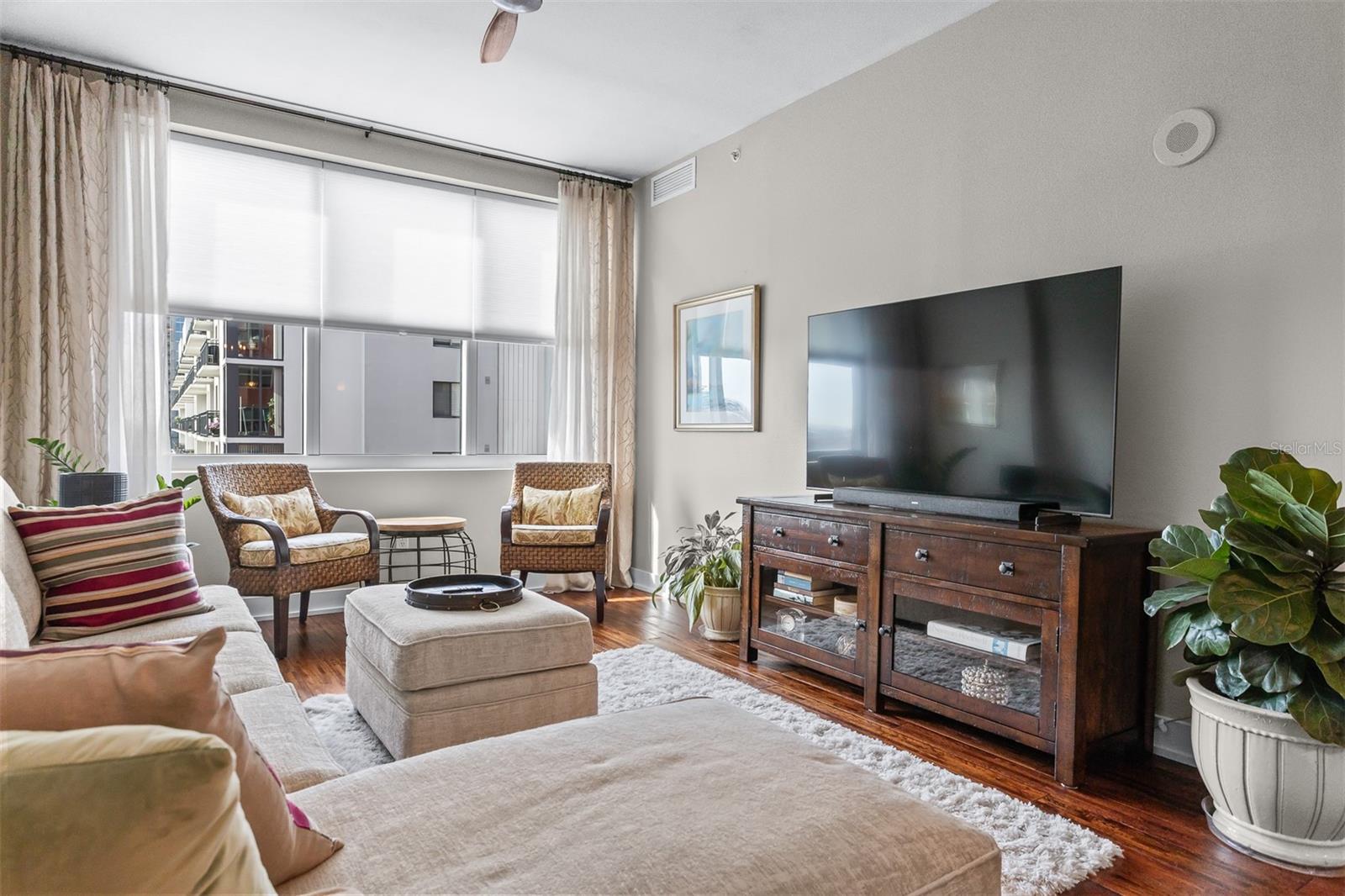1208 E KENNEDY BLVD #518