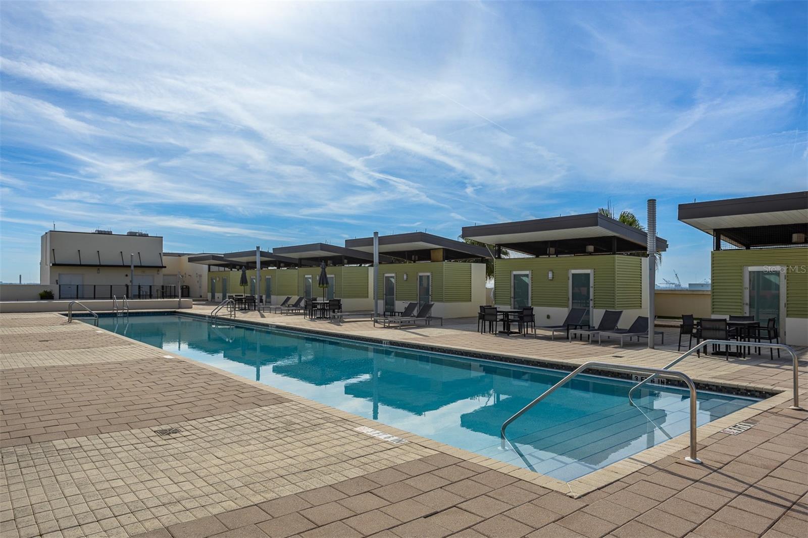 1208 E KENNEDY BLVD #518