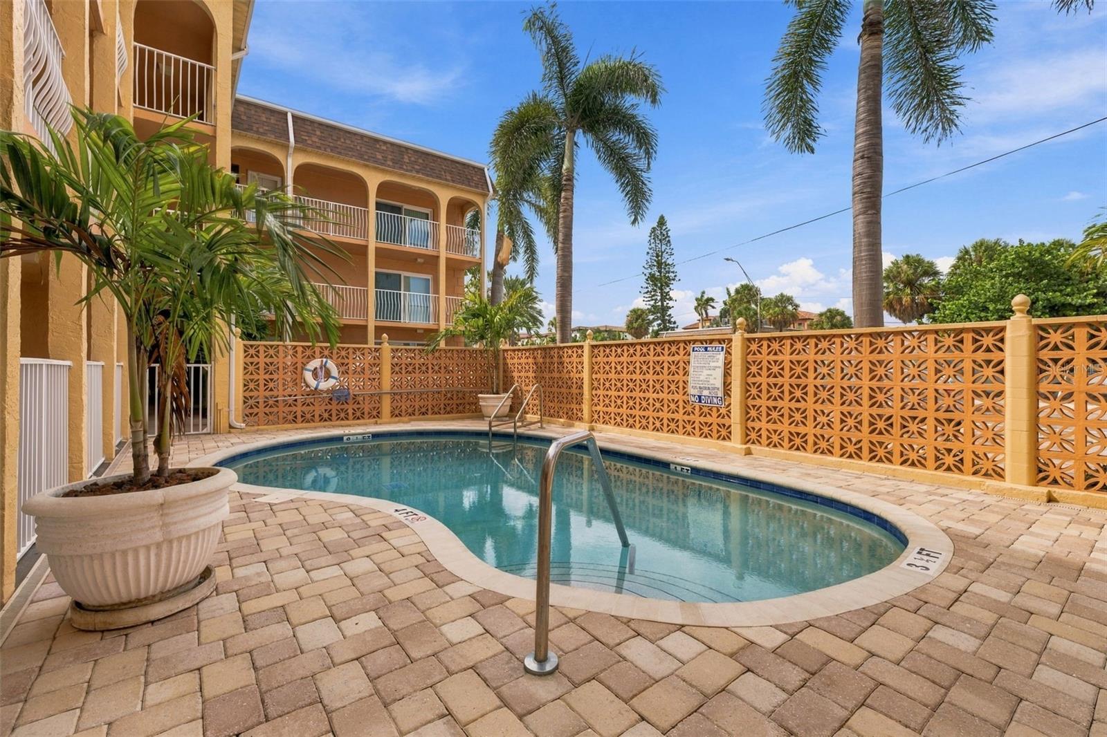 3575 GULF BLVD #105