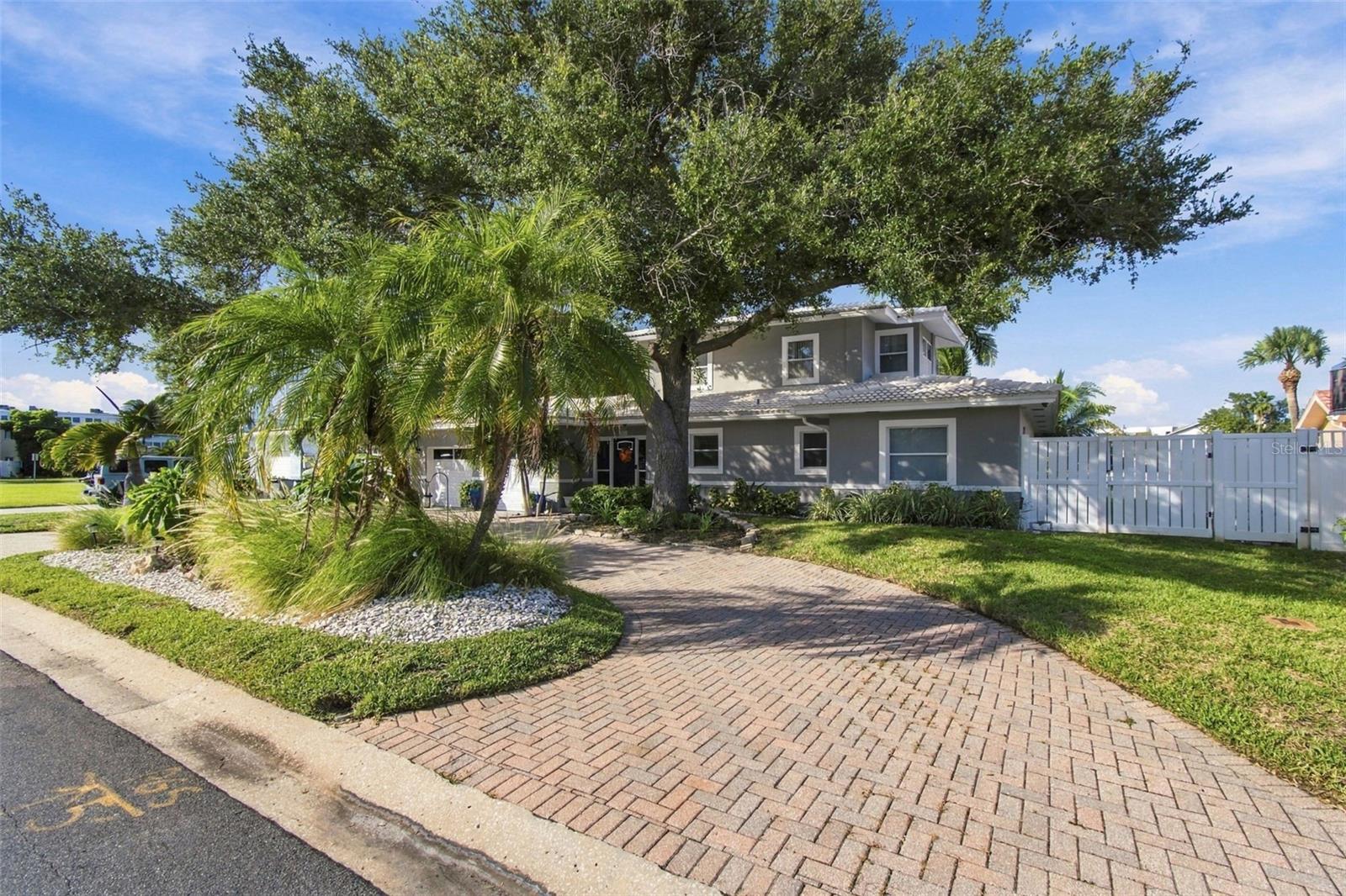 5411 ALOHA DR