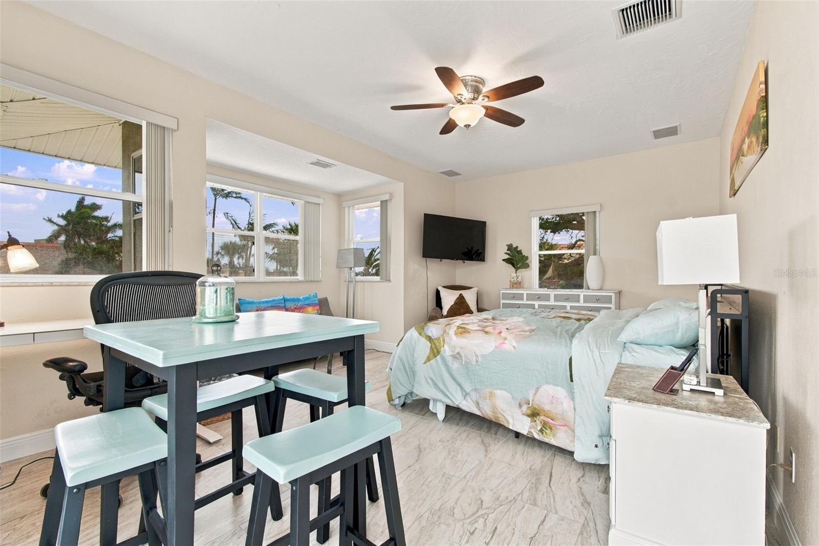 5411 ALOHA DR