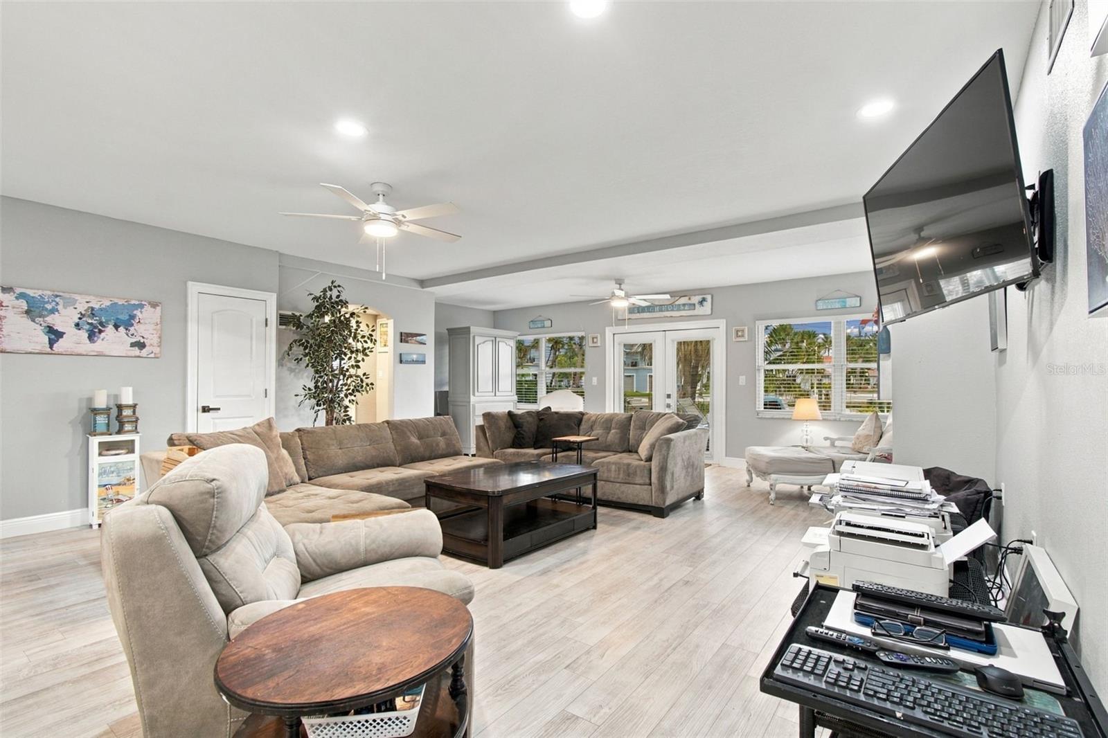 5411 ALOHA DR
