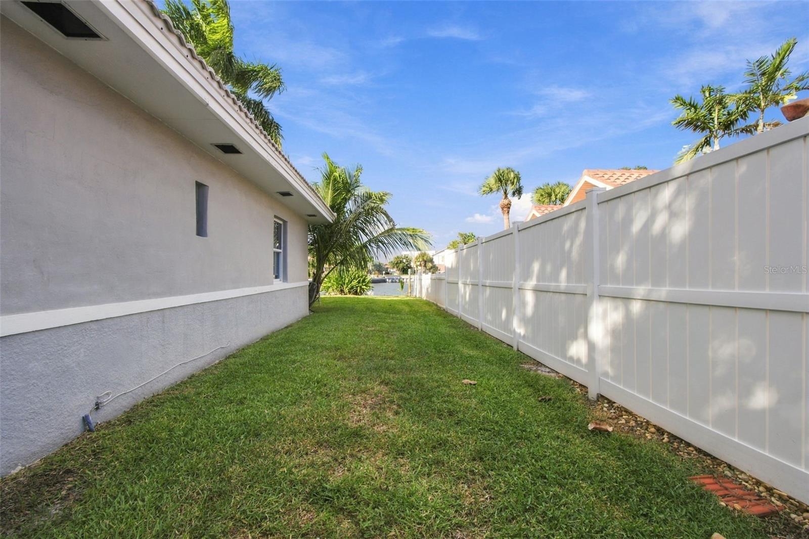 5411 ALOHA DR