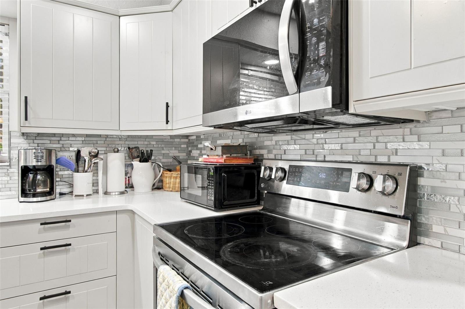 5411 ALOHA DR