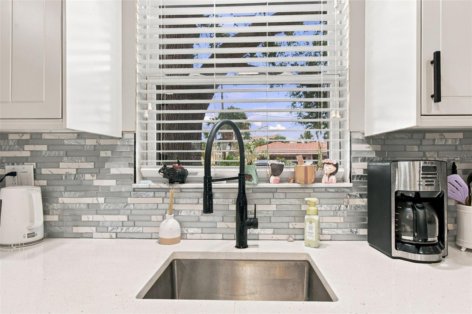 5411 ALOHA DR