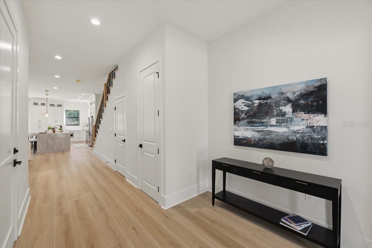 809 E LOUISIANA AVE #2