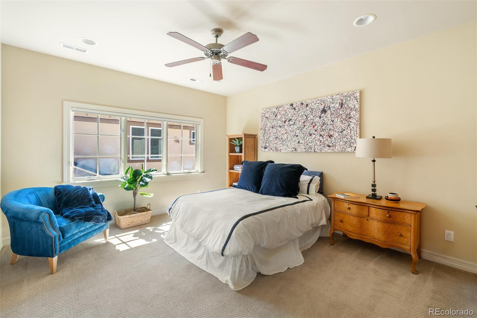 2385 S Clayton Street